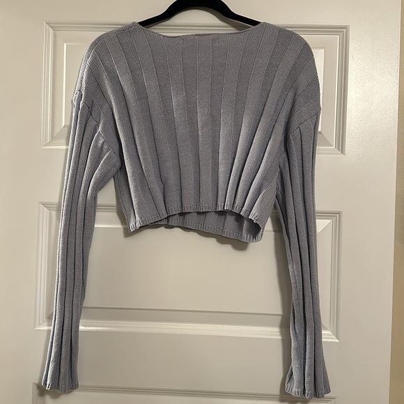Only Worn Once- Molly Green Cropped Sweater - Picture 4 of 4